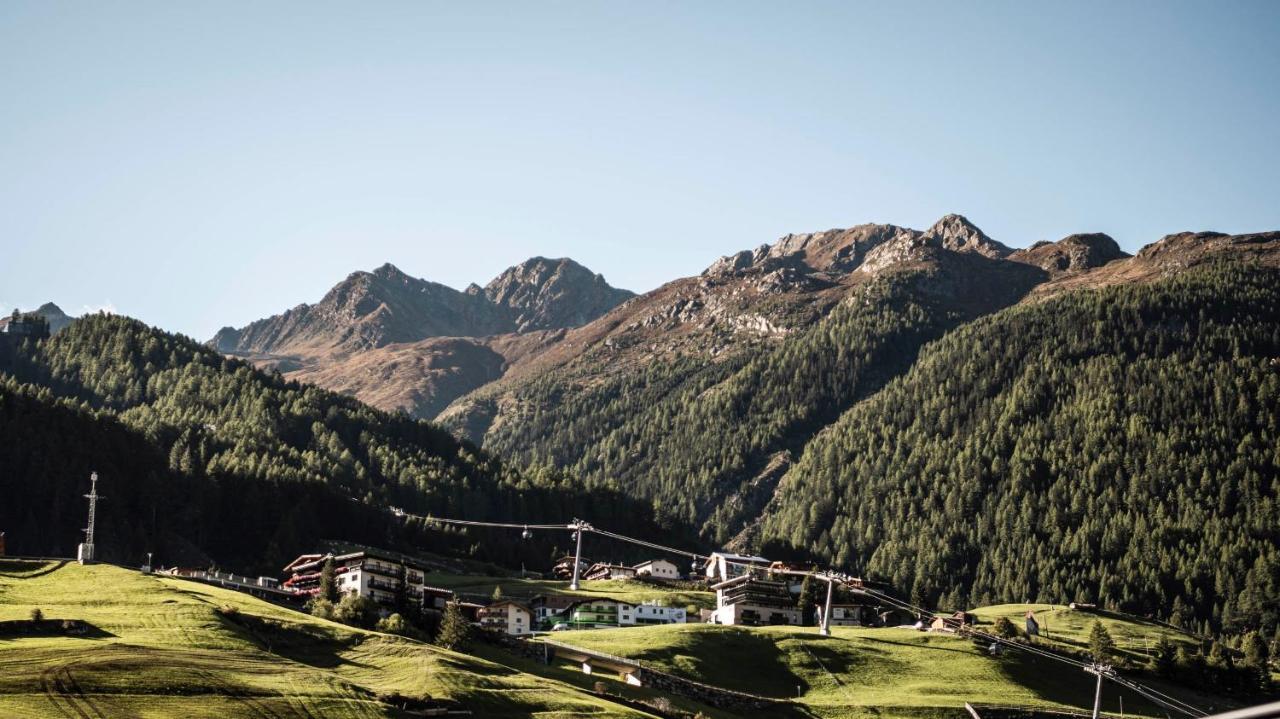 Die Berge Lifestyle-Hotel Soelden Exterior foto